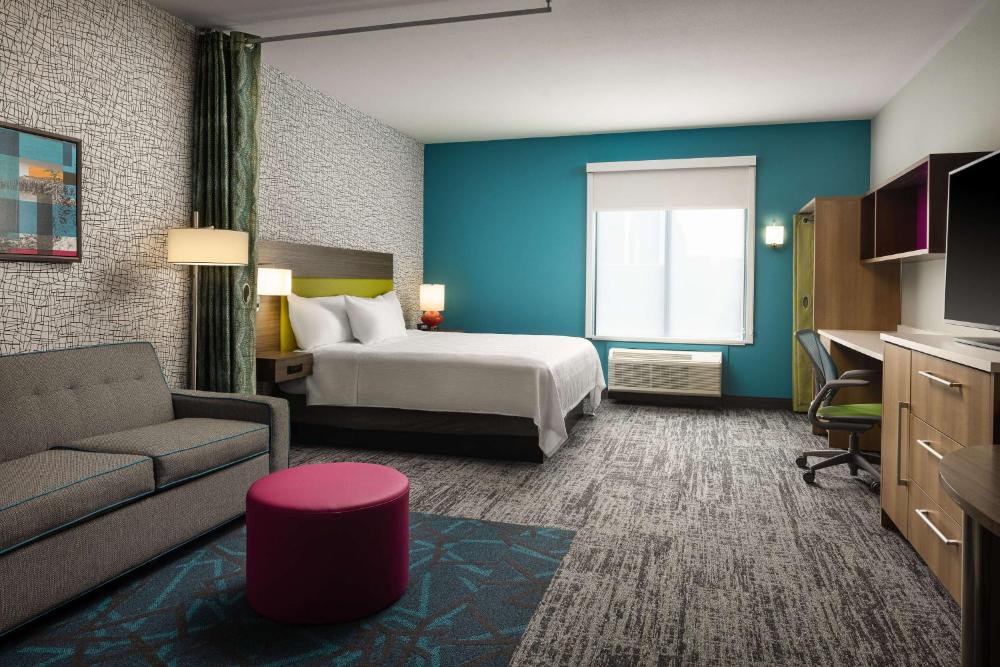 King Studio Suite - Non-Smoking interior